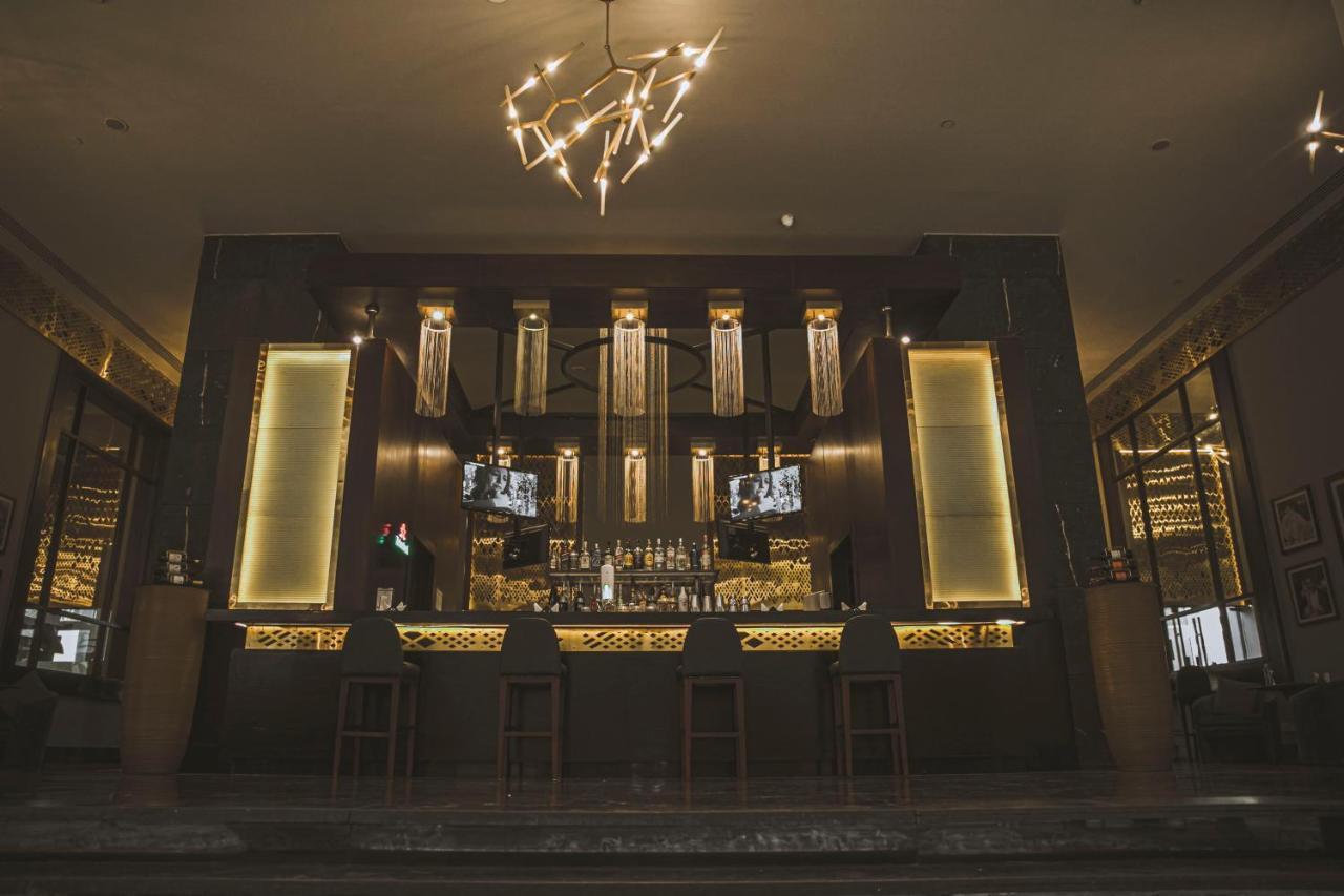 Radisson Blu Hotel, Cairo Heliopolis ภายนอก รูปภาพ