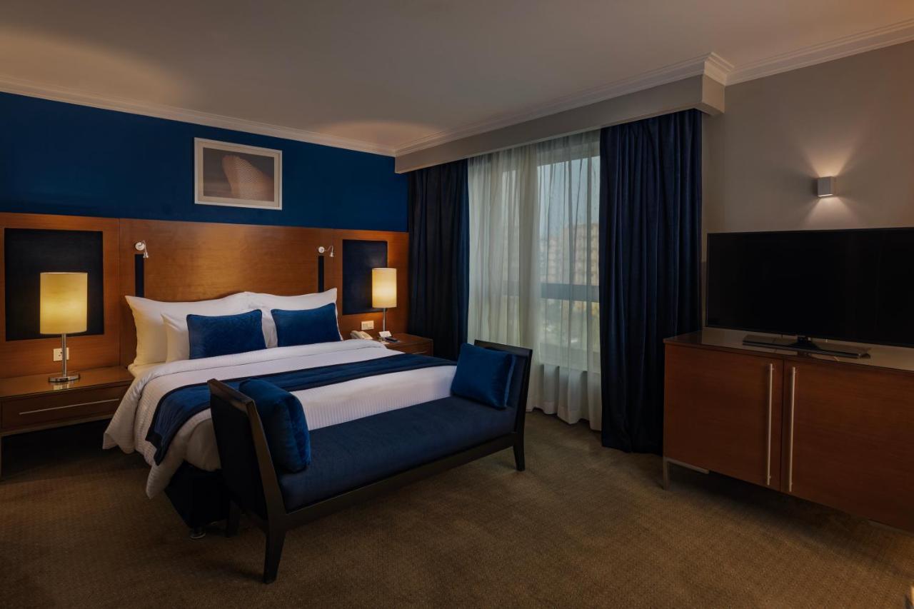 Radisson Blu Hotel, Cairo Heliopolis ภายนอก รูปภาพ