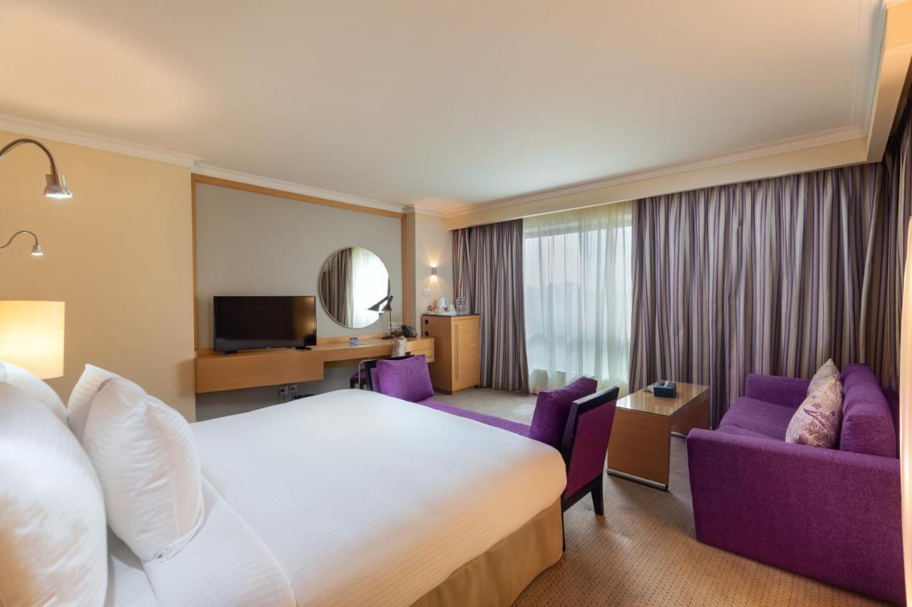 Radisson Blu Hotel, Cairo Heliopolis ภายนอก รูปภาพ