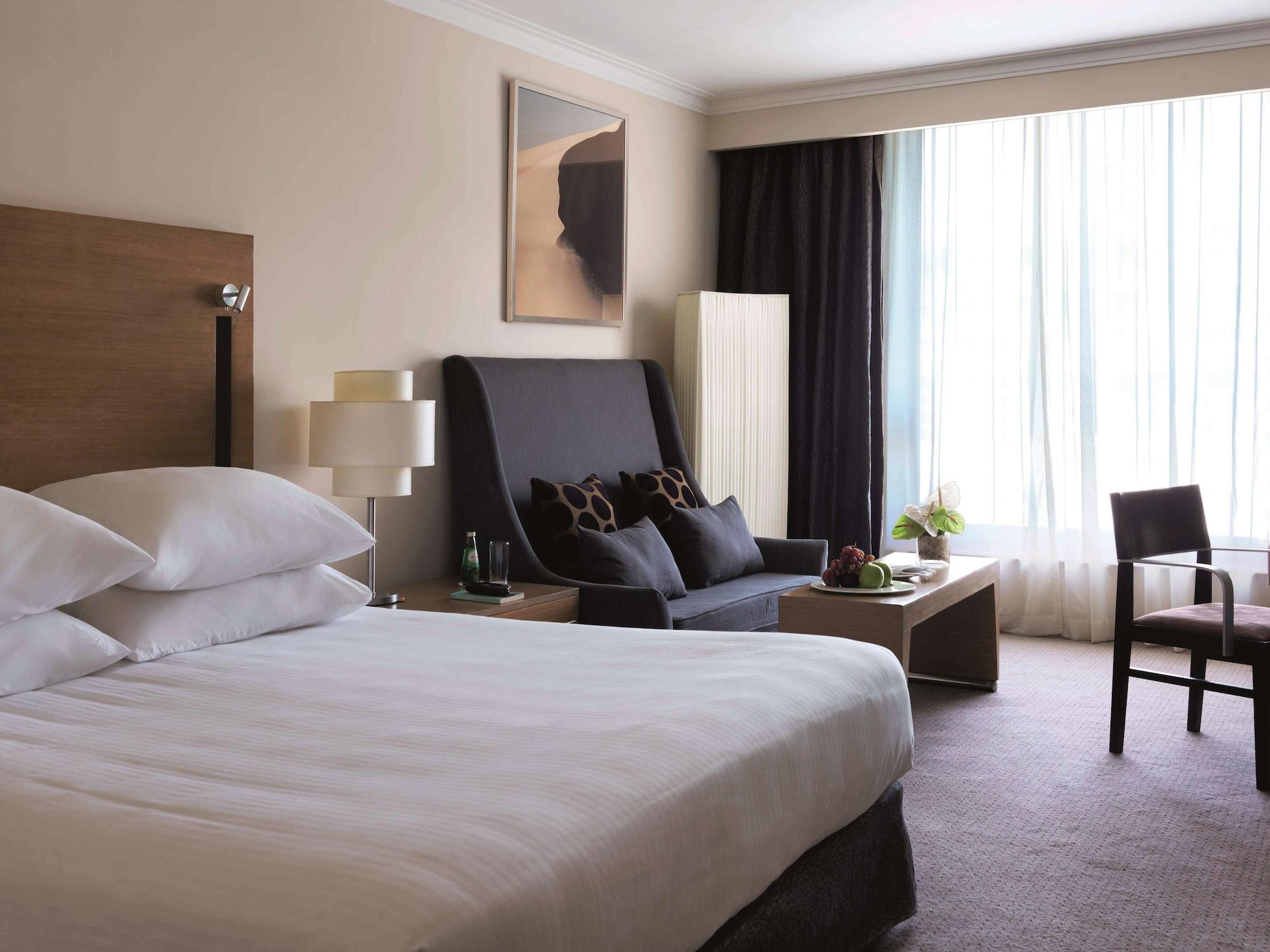 Radisson Blu Hotel, Cairo Heliopolis ภายนอก รูปภาพ