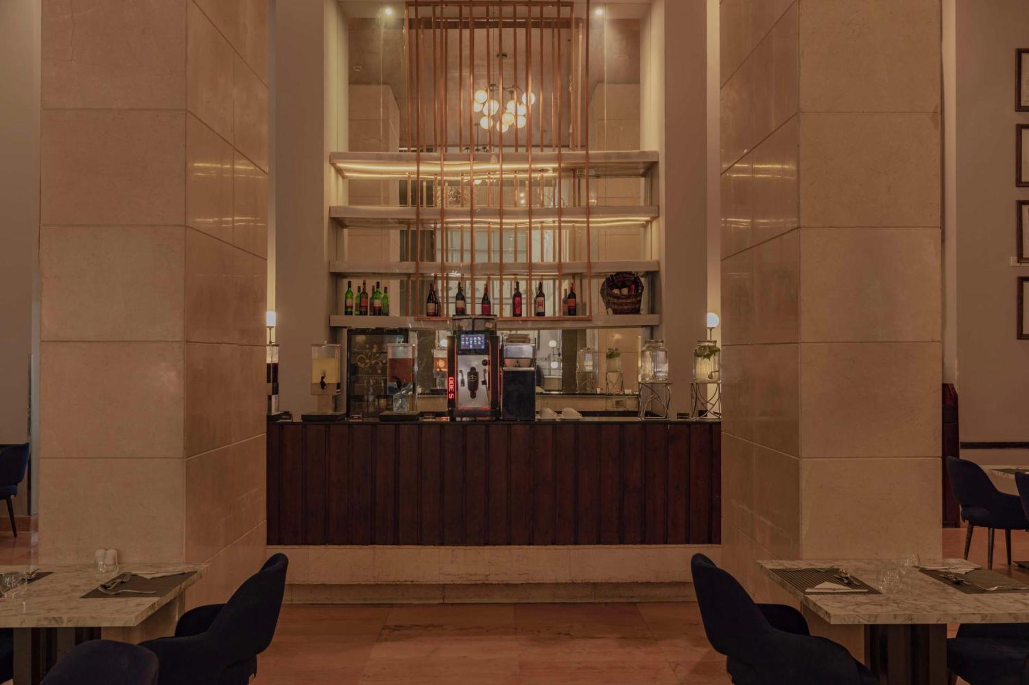 Radisson Blu Hotel, Cairo Heliopolis ภายนอก รูปภาพ