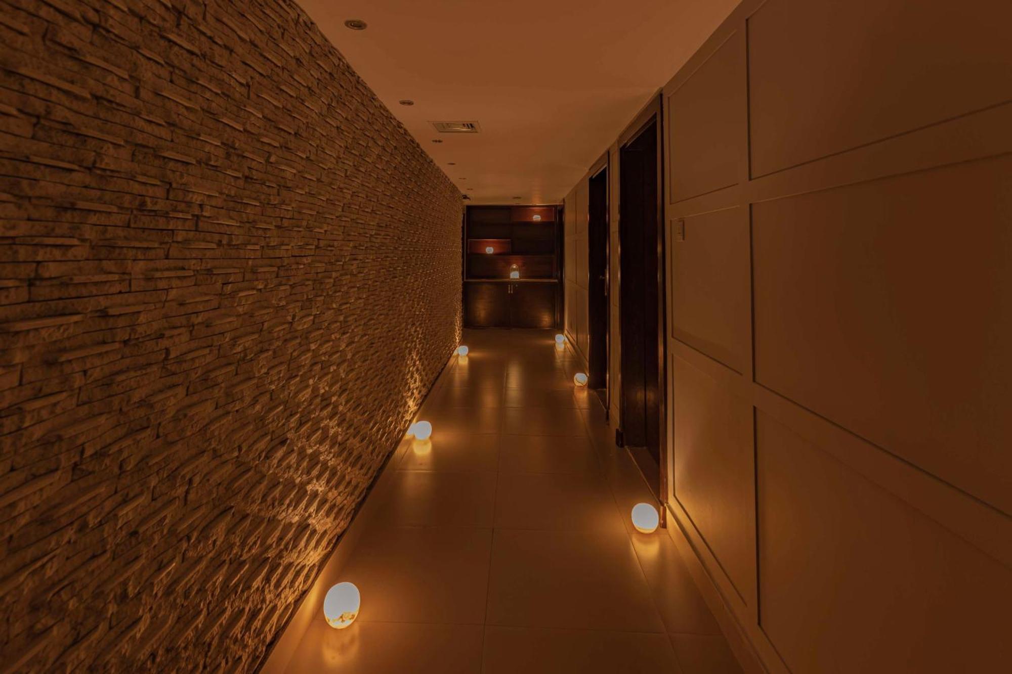 Radisson Blu Hotel, Cairo Heliopolis ภายนอก รูปภาพ