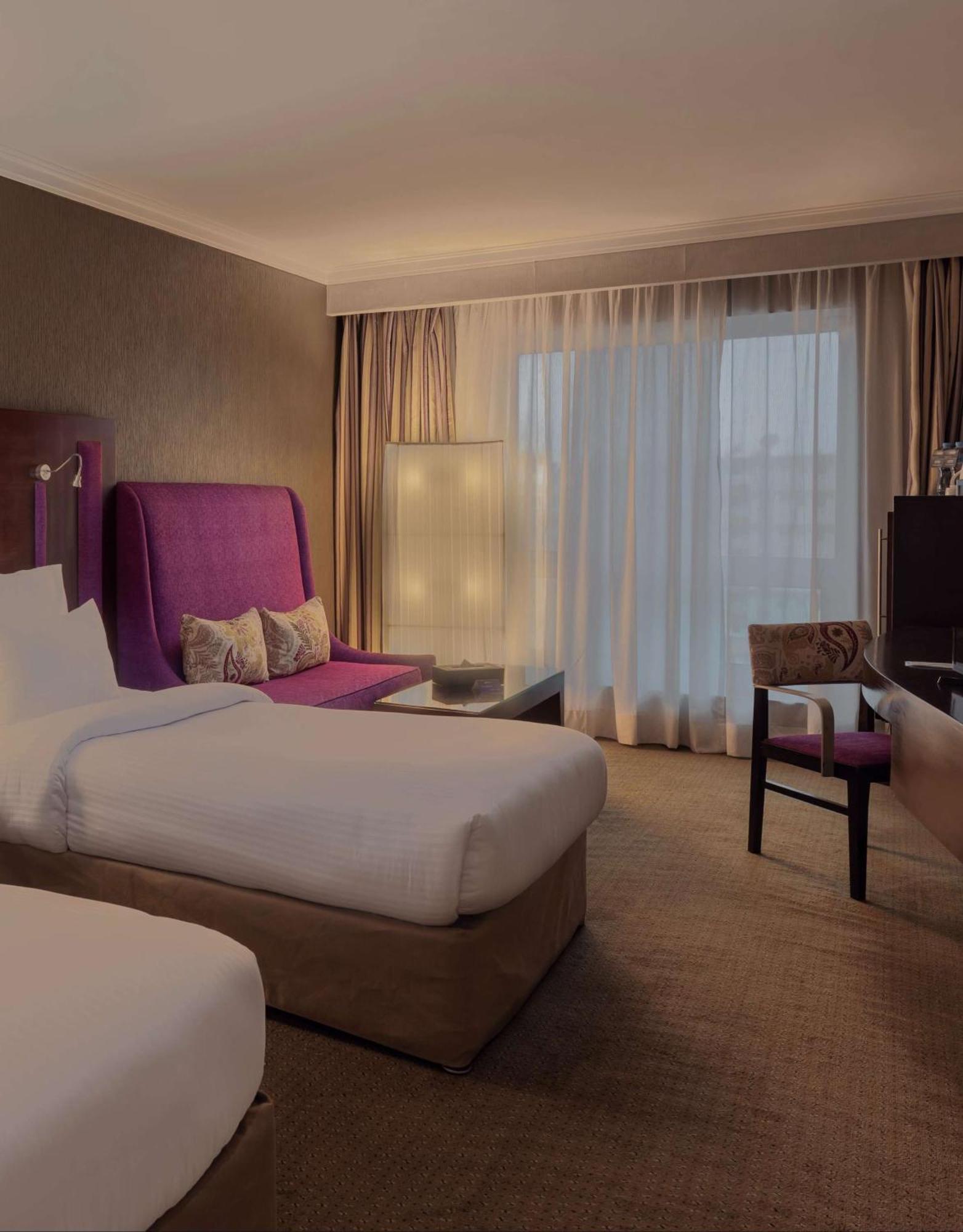 Radisson Blu Hotel, Cairo Heliopolis ภายนอก รูปภาพ